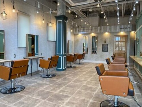 アグ ヘアー モナ 米子駅前店(Agu hair mona)(鳥取県米子市弥生町22番地 JR米子駅NKビル1F)