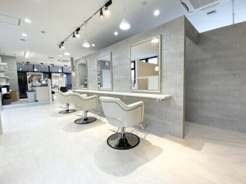 シャルムヘアー(charme hair)(島根県出雲市小山町346-3 izumoTERRACE)