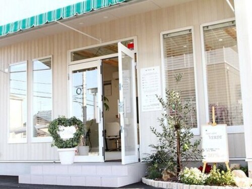 ヘアーサロンヴェルデ(hair salon VERDE)(岡山県岡山市南区藤田564-253)