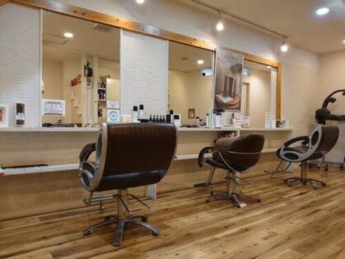 美容室 プレジール(Plaisir)(広島県広島市中区千田町1-12-3 千一ビル1F)