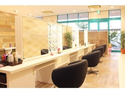 ヘアメイク サンサーラ 志度店(Hair Make SAMSARA)(香川県さぬき市志度2431-1  パルティ フジ内)