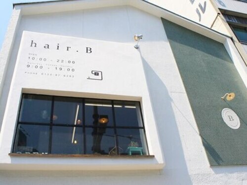 ヘア ビー hair B(愛媛県松山市大手町1-1-5 2F)