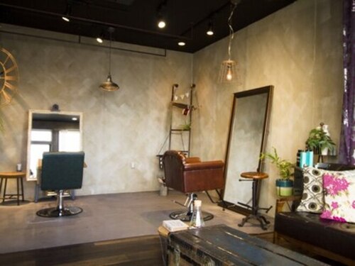 トイロ(hair design Toiro)(愛媛県伊予郡松前町東古泉5-7)