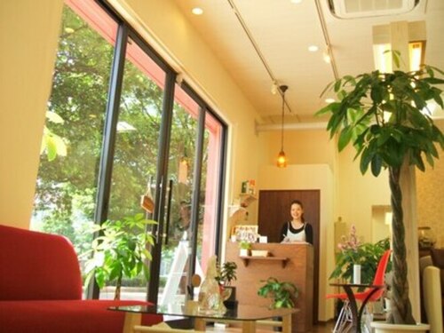 ヘアメイク アフレ(HAIR MAKE affule)(福岡県福岡市博多区御供所町4-3エンクレスト 御供所1F)