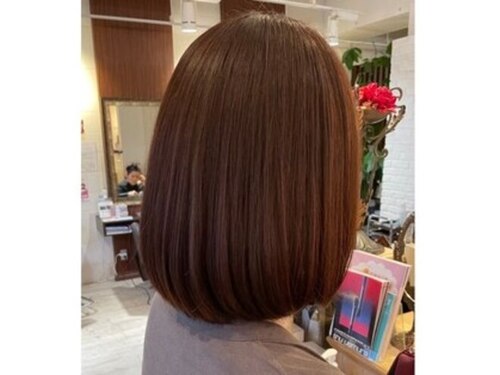 リアナ ヘアーアトリエ(LIANA Hair Atelier)(福岡県福岡市中央区桜坂1-4-4 グランマーサ桜坂1F)