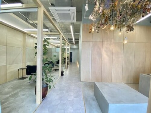 ローブヘアー 千早店(ROBE HAIR)(福岡県福岡市東区千早5-4-25ルネッサンス21千早105)