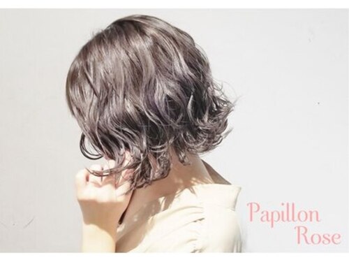 パピヨンロゼ(Papillon Rose)(福岡県福岡市中央区大名1-2-9-3F)