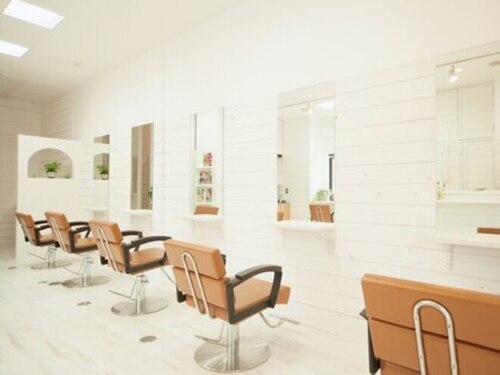 テラス ヘアアンドボタニカル(terrace)(福岡県福岡市西区姪浜駅南1-3-8)