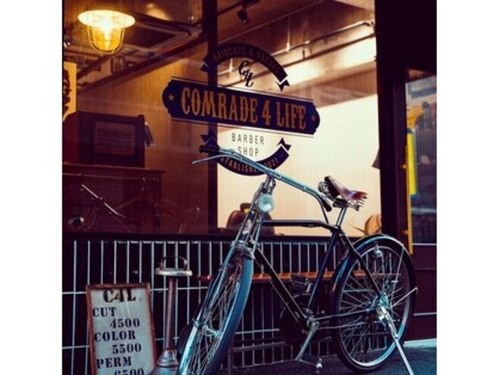 カムレイドフォーライフ(COMRADE 4 LIFE)(福岡県福岡市博多区奈良屋町12-18 1F)