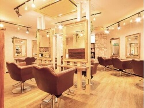 アグ ヘアー ガーデン2 舞鶴店(Agu hair garden2)(福岡県福岡市中央区舞鶴1-1-1 小財ビル3F)