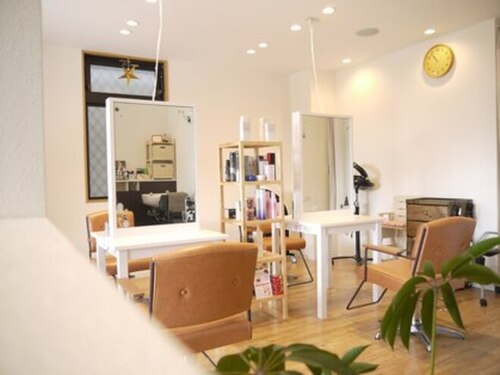 ヘアデザイン アーチェロ(hair design ACERO)(福岡県福岡市西区姪浜2-13-26 オークピア姪浜1F)