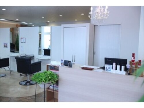 ヴィヴァーシャス 雑餉隈店(Viva cious)(福岡県福岡市博多区麦野4-38-20 ボンエコービル1F)