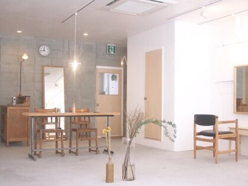 キコ 天神大名西通り店(kico)(福岡県福岡市中央区大名1-14-5 有光ビル2F3F)