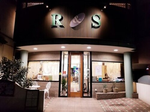 R&S九州 松原店(福岡県大牟田市松原町6-3)