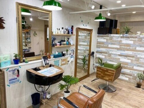 ハウオリ ヘアーワークス(Hauoli hair works)(長崎県長崎市大黒町8-5-4F)