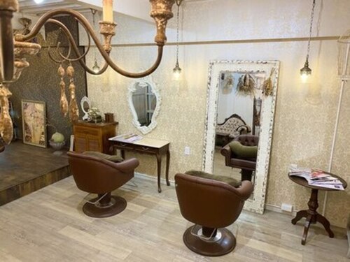 キャプティヴォン ヘアー デザイン(captivant hair design)(鹿児島県鹿児島市荒田2-4-13TMビル01-B号室)