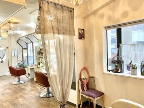 ラピンヌヘアードレッサー(Lapines hairdresser)(鹿児島県鹿児島市松原町7-9 Satsukan.BLD 1F)